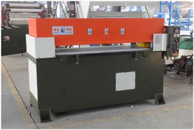 Papir za enkratno uporabo Die Cutting Press Machine